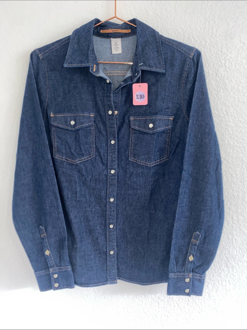 Women's Dark Denim Button-Down Shirt - Classic Western Style